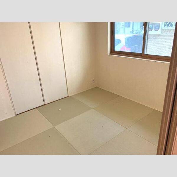 西渋川2丁目戸建 室内写真1