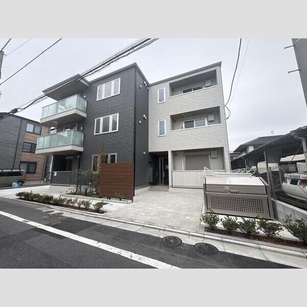 セレスティア南花畑Ⅲ 建物画像