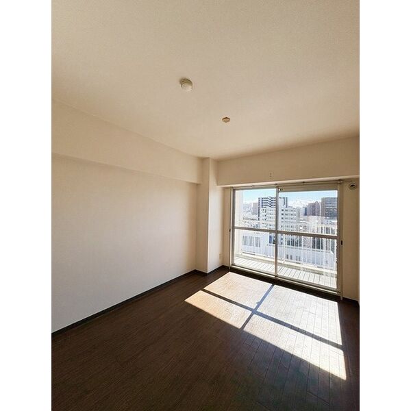 リアライズ山下町 室内写真1