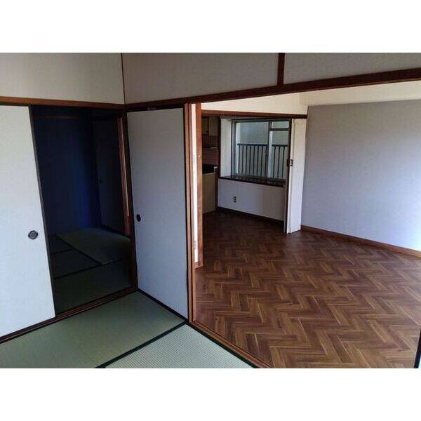 ハイタウンみずほⅡ 室内写真1