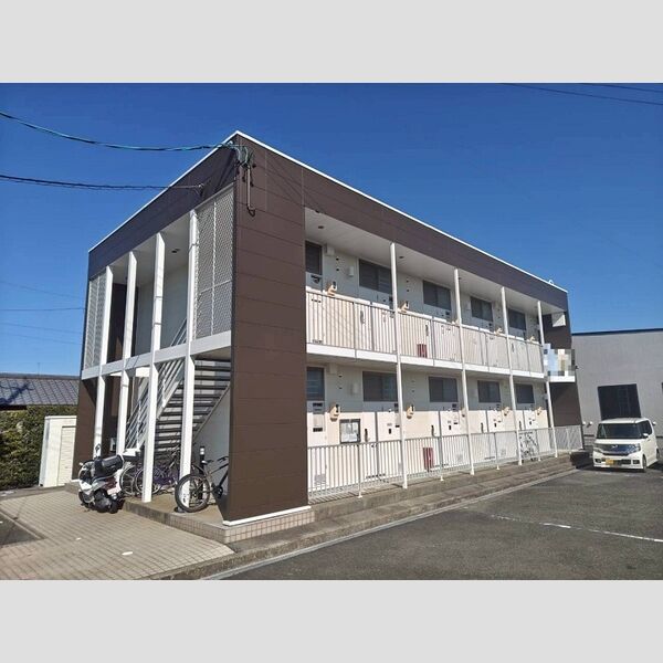 レオパレストワ 建物画像