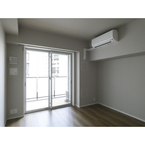 LIBR GRANT 西新宿EAST 室内写真1