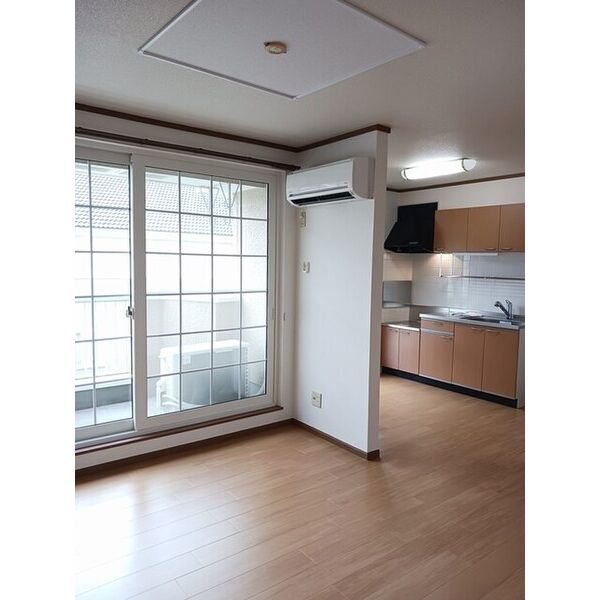 クレストール佐七 室内写真1