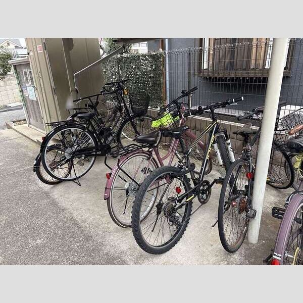レオパレスイーリス 室内写真5