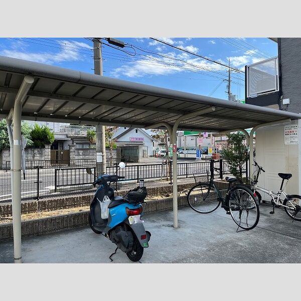 レオパレスフォンターナ大宮 室内写真4