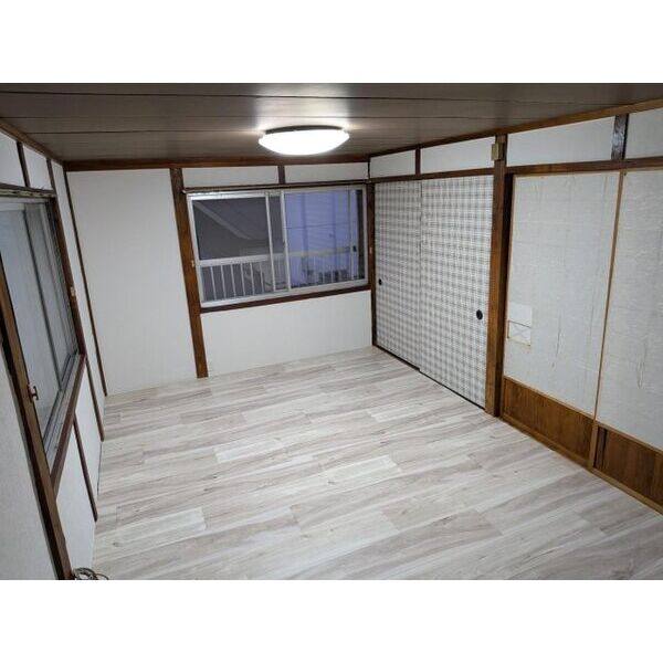 大垣市若森町近松邸 室内写真1