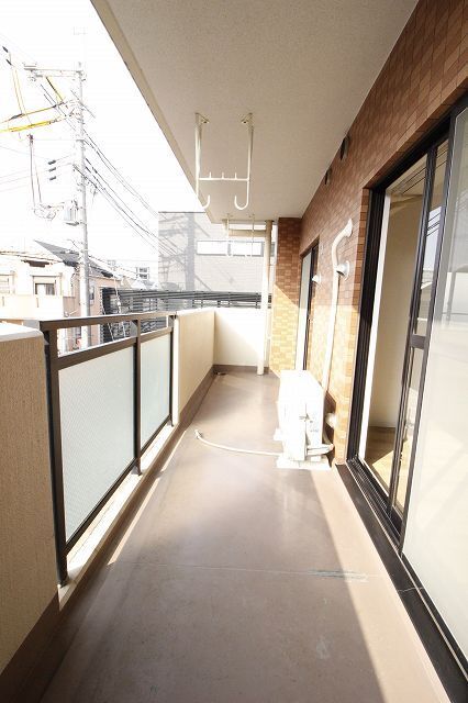 ウェストコート深井 室内写真1