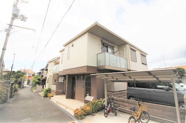 シャーメゾン本町 建物画像