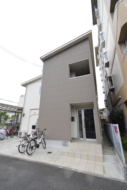 ＰＲＥＭＩＥＲＥ諏訪ノ森