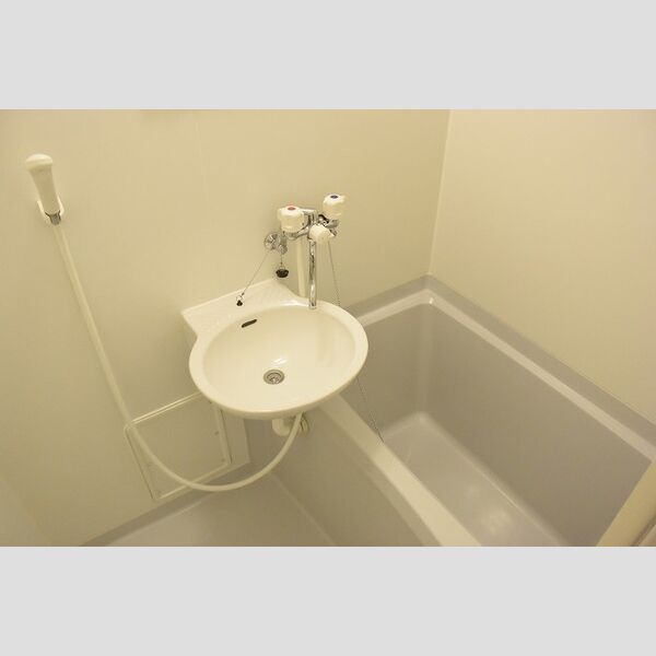レオパレスComfort House 室内写真10