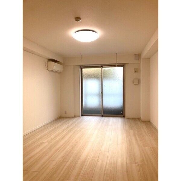 西麻布SBMマンション 室内写真1