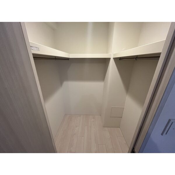 スプランディッド新大阪VIII 室内写真7