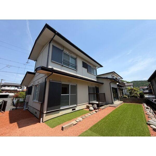 各務原市緑苑西4丁目 貸家 建物画像