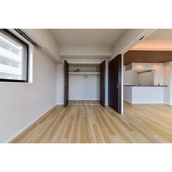 SEASONCOURT FUKUE 室内写真4