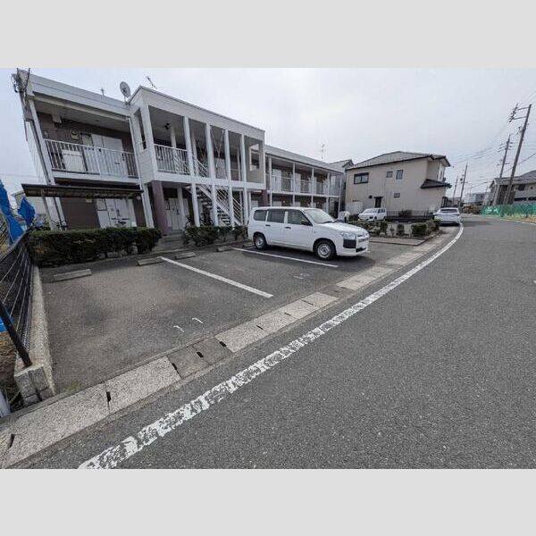 レオパレスピュア 室内写真4