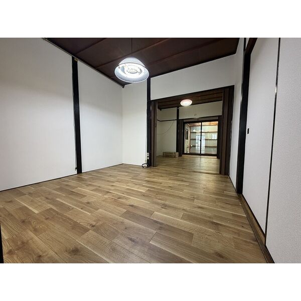 磯上町平屋 室内写真3