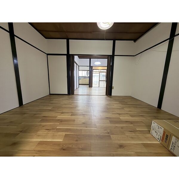 磯上町平屋 室内写真8