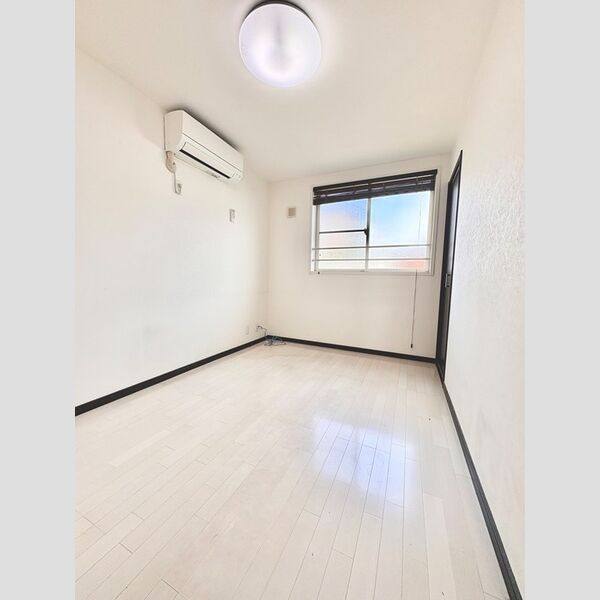 東畑町2丁目戸建 室内写真1
