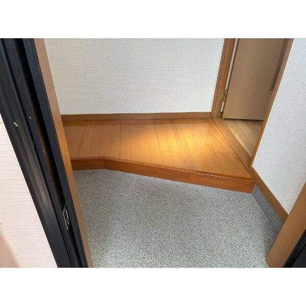 Primera E 室内写真1