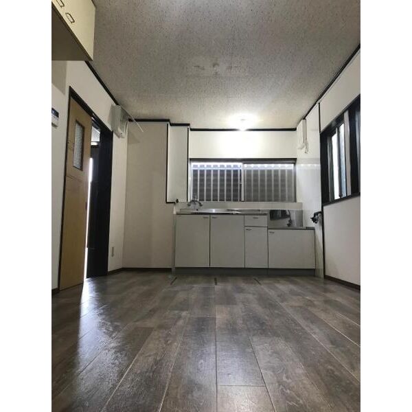 八尾市山本町南四丁目戸建 室内写真2