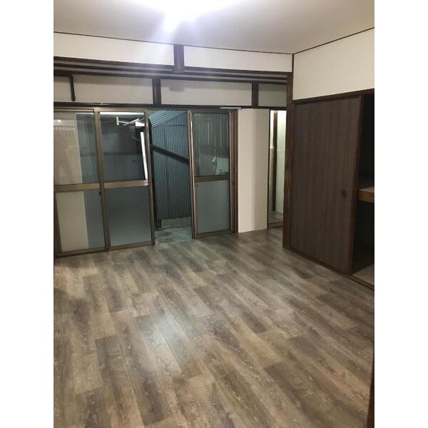 八尾市山本町南四丁目戸建 室内写真4