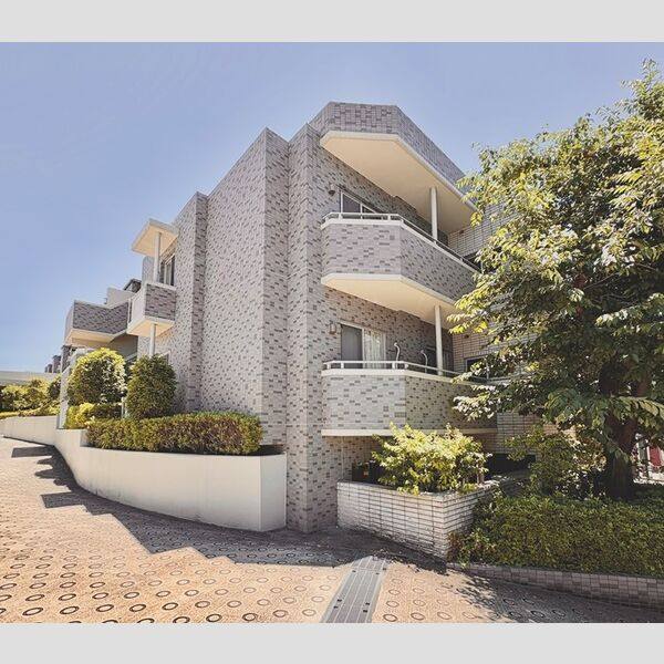 メイツ西山本通 建物画像