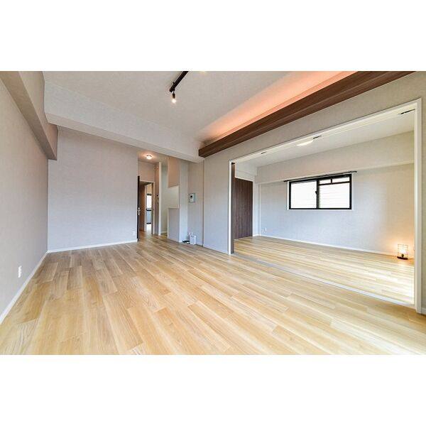 SEASONCOURT FUKUE 室内写真2