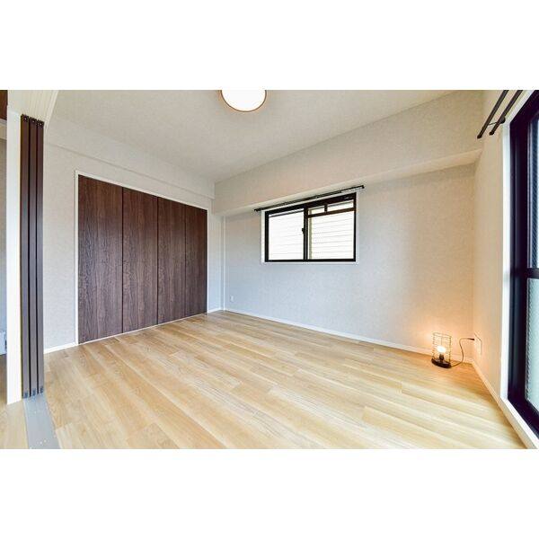 SEASONCOURT FUKUE 室内写真4