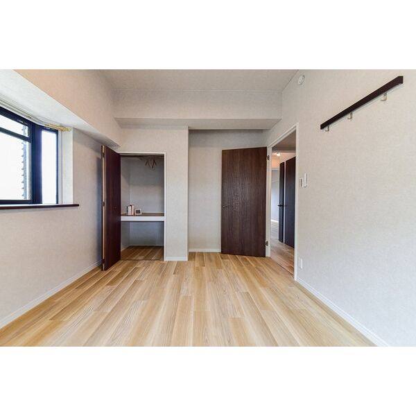 SEASONCOURT FUKUE 室内写真6