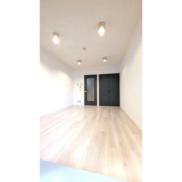 エクセレント丸太町 室内写真1
