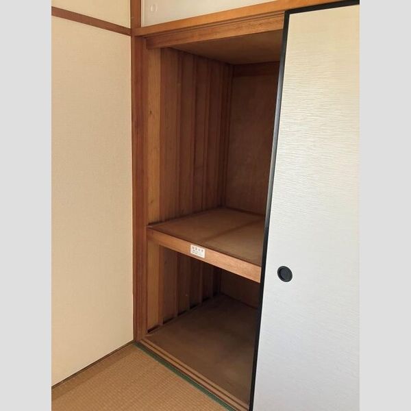 中日ハイツ 室内写真8