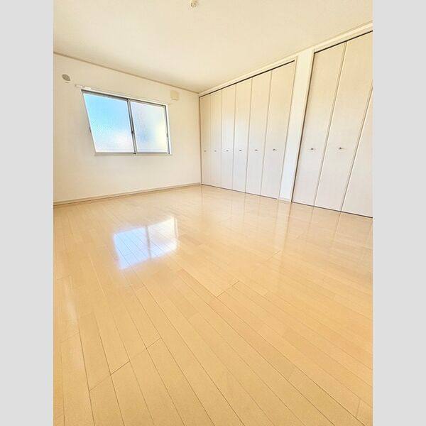 丸根町2丁目戸建 室内写真2