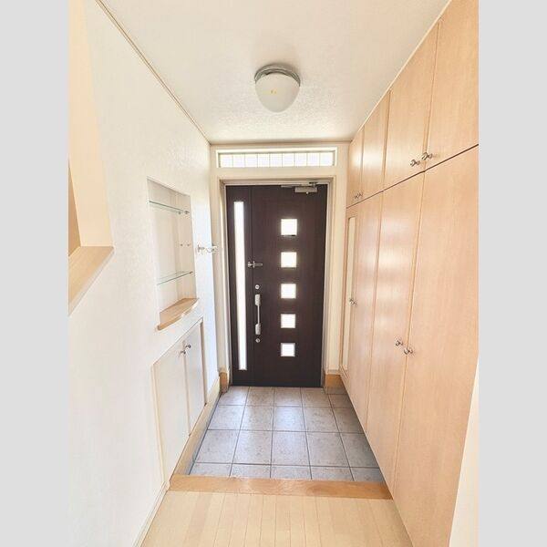 丸根町2丁目戸建 室内写真3