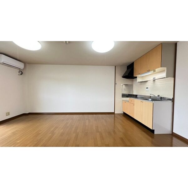 Surplusルージュ 室内写真2