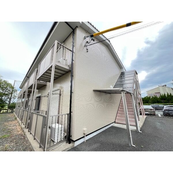 サンパレス春 建物画像