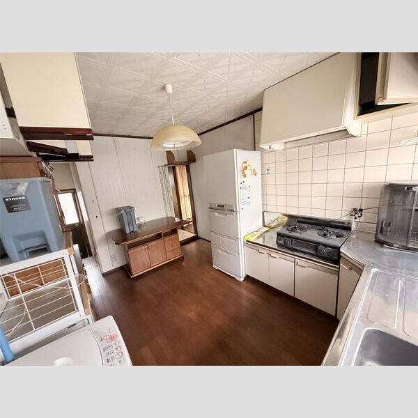 小阪本町一戸建貸家 室内写真2