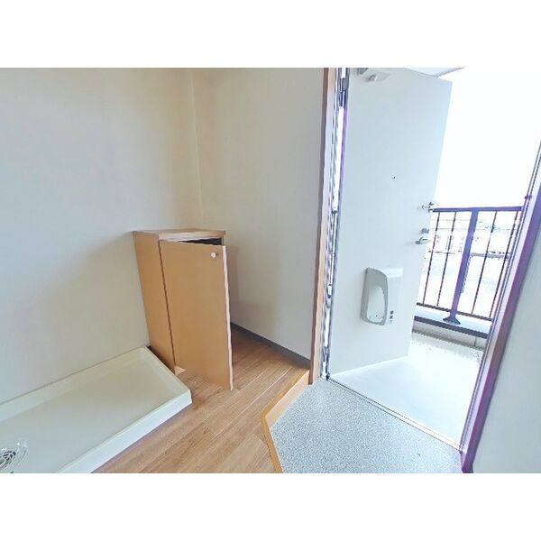 NEU HAUS 室内写真4