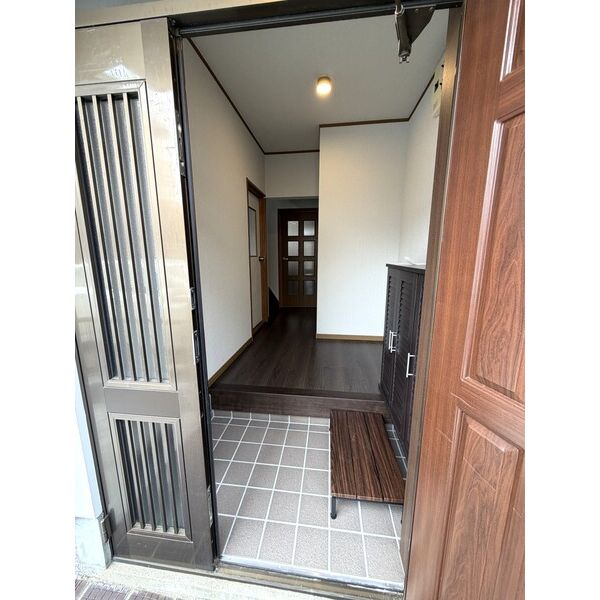岸和田磯上町戸建 室内写真1