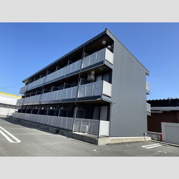 レオパレス泉 建物画像