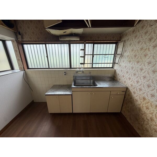 和歌山市内原726-16戸建 室内写真1