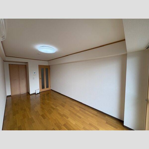 タイムD1 室内写真1