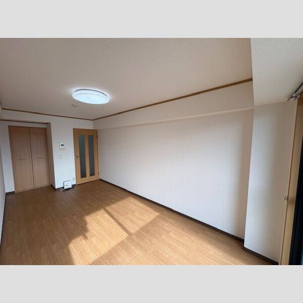 タイムD1 室内写真1