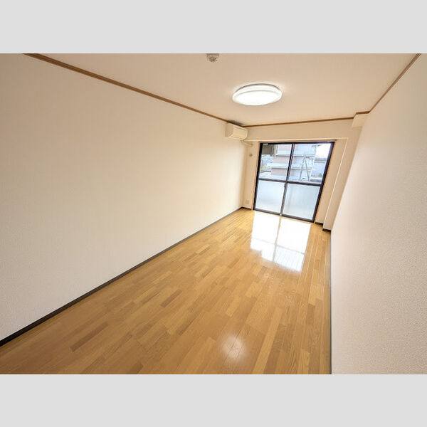 タイムD1 室内写真5