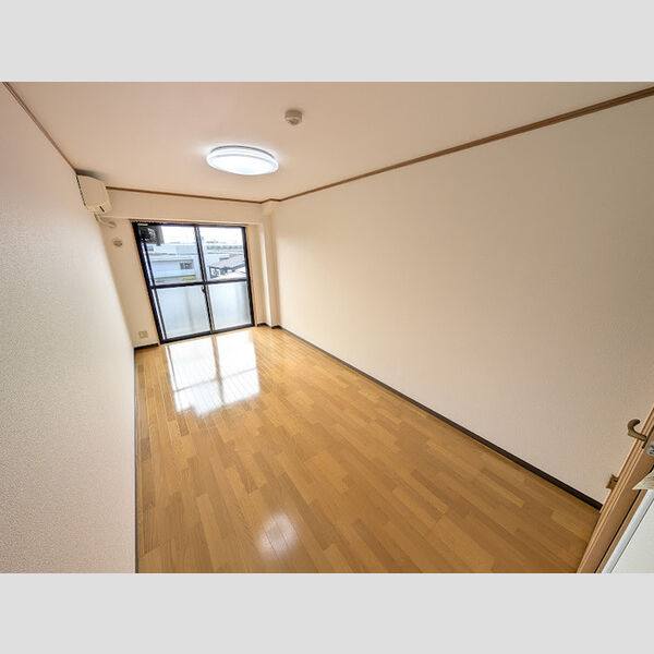 タイムD1 室内写真5