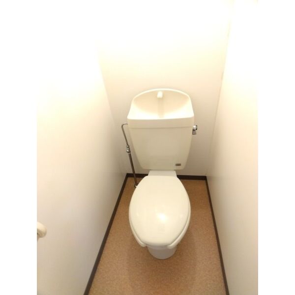 レオパレス滝谷 室内写真4