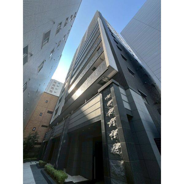 プレサンスジェネ丸の内 建物画像