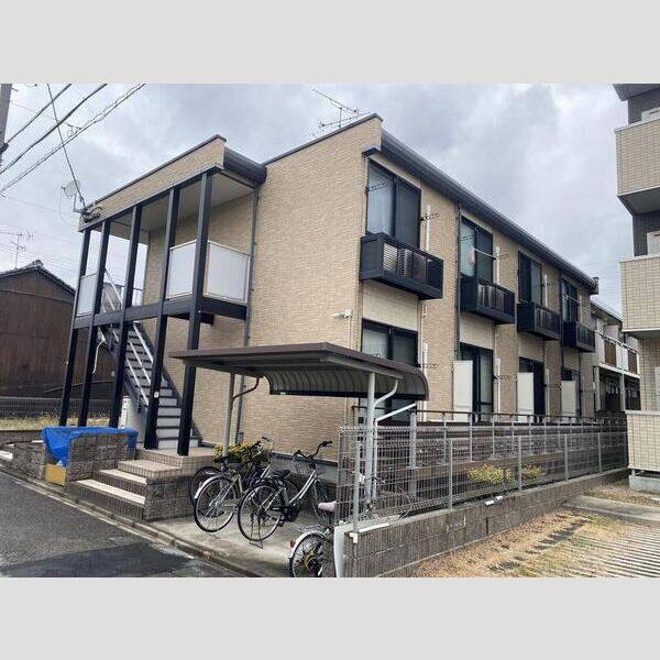 レオパレスどるちぇ志賀本通 建物画像