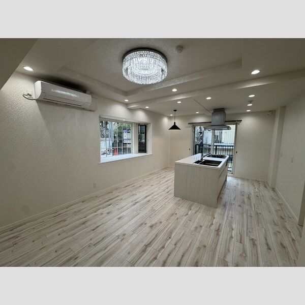 Villa le Euphoria KITANO 室内写真3