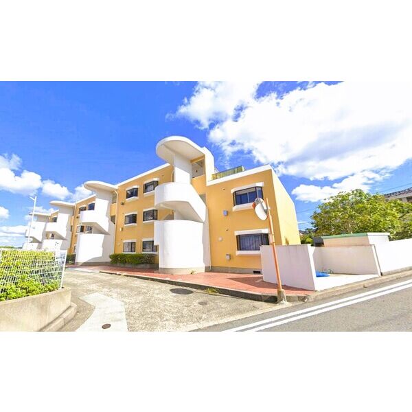 ガーデンハイツ鈴蘭 建物画像