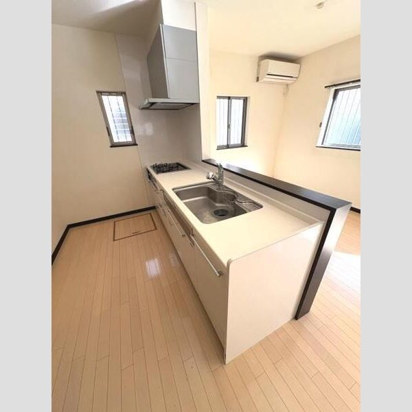 名塩平成台戸建 室内写真5